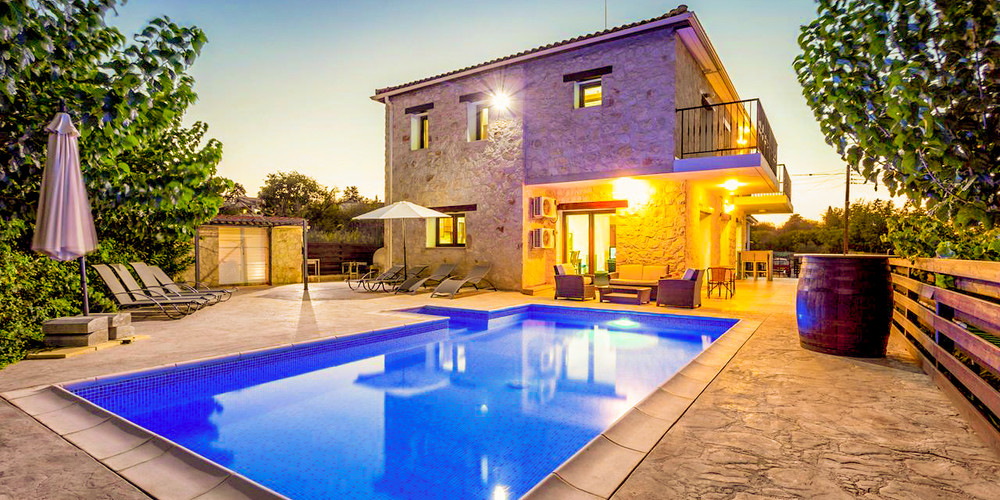 Villa Nikolina with swimming pool