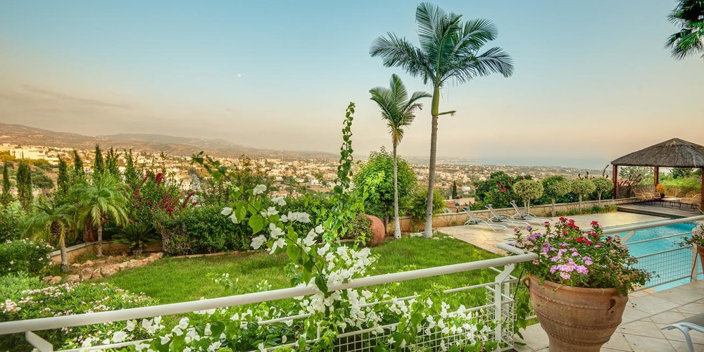 Villa Lante with swimming pool
