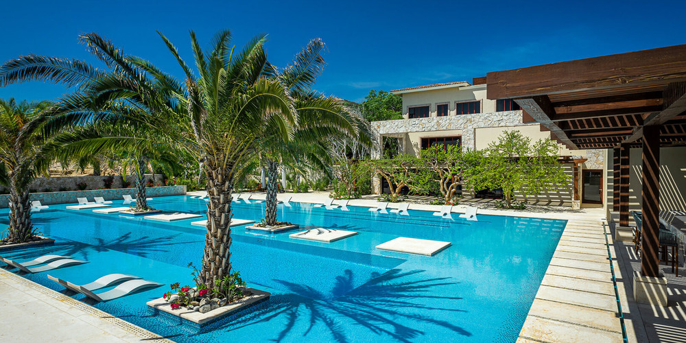 Villa Arika with swimming pool