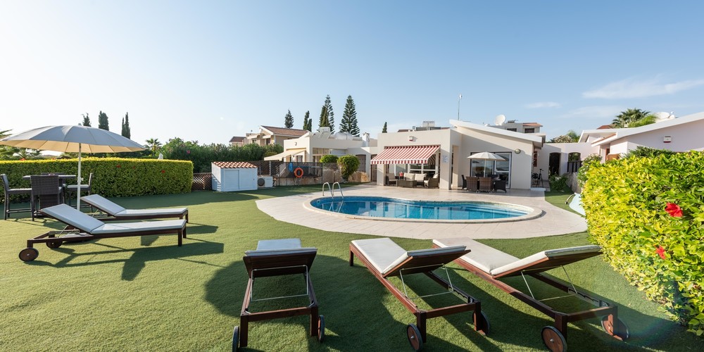 Villa Marina with swimming pool