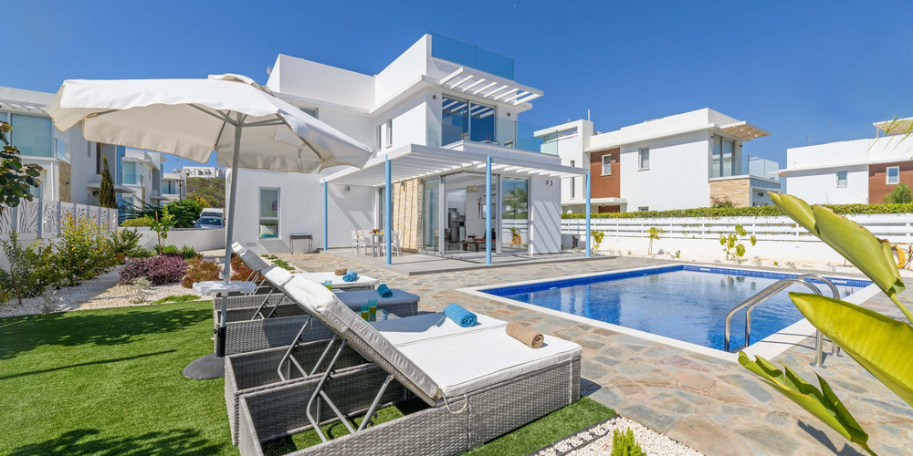 Mylos Villa with swimming pool