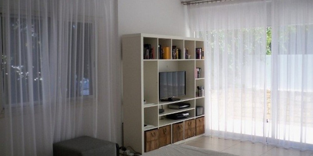 Apartment (Flat) in Germasoyia Tourist Area, Limassol with swimming pool