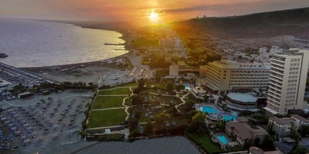Apartment (Flat) in Saint Raphael Area, Limassol with swimming pool