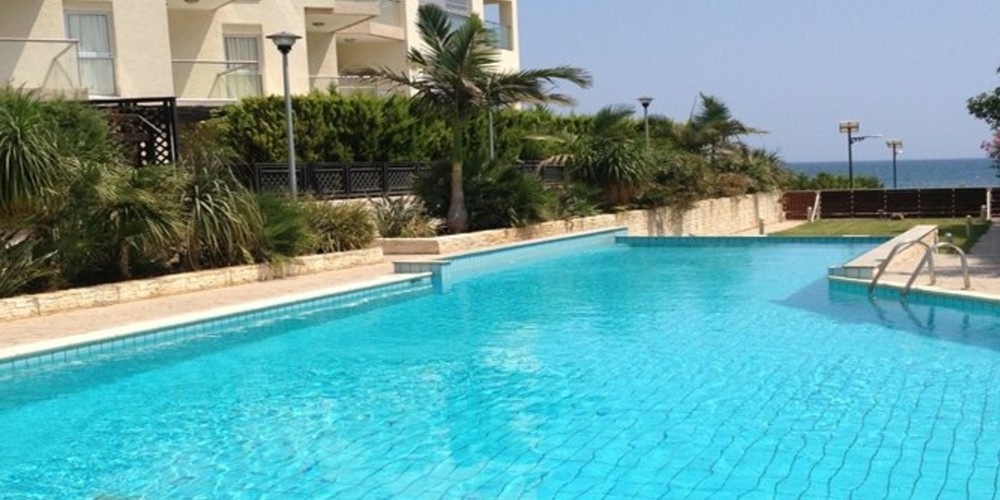 Apartment (Flat) in Germasoyia Tourist Area, Limassol with swimming pool