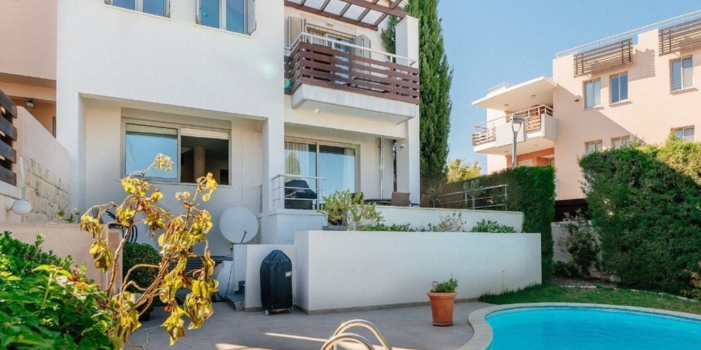 House (Semi Detached) in Amathounta, Limassol
