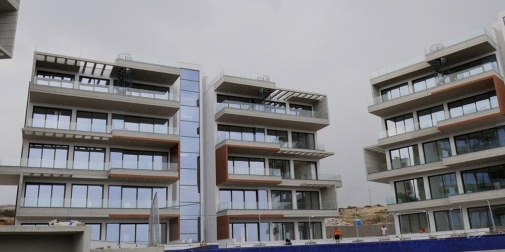 Apartment (Flat) in Amathus Area, Limassol with swimming pool