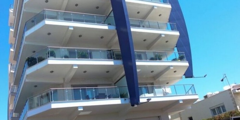 Apartment (Flat) in Germasoyia Tourist Area, Limassol with swimming pool