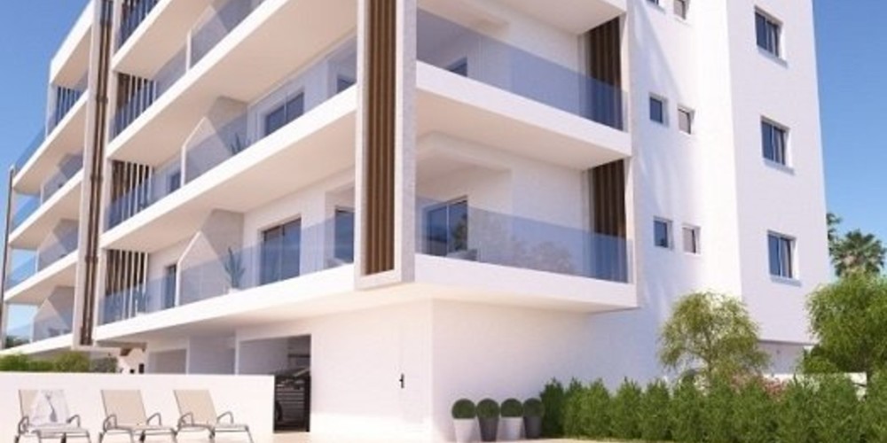 Apartment (Flat) in Kato Paphos, Paphos with swimming pool
