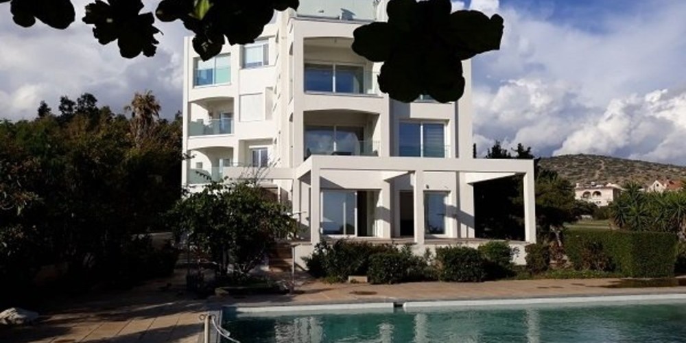 Apartment (Flat) in Amathounta, Limassol with swimming pool