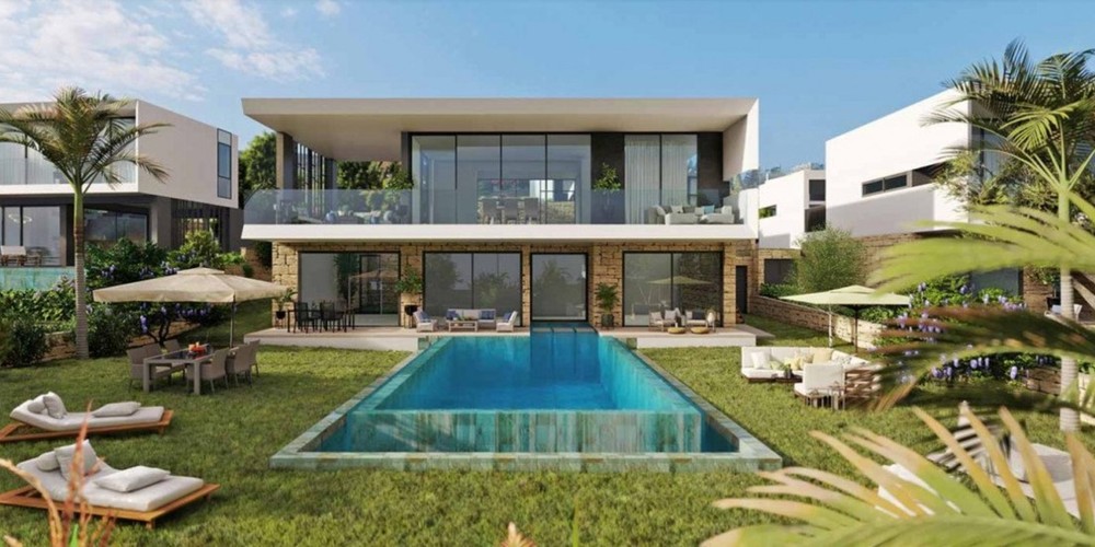 Exclusive Four Bedroom Villa Near Beach with swimming pool
