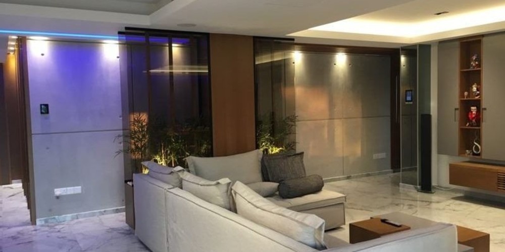 Apartment (Penthouse) in Crowne Plaza Area, Limassol