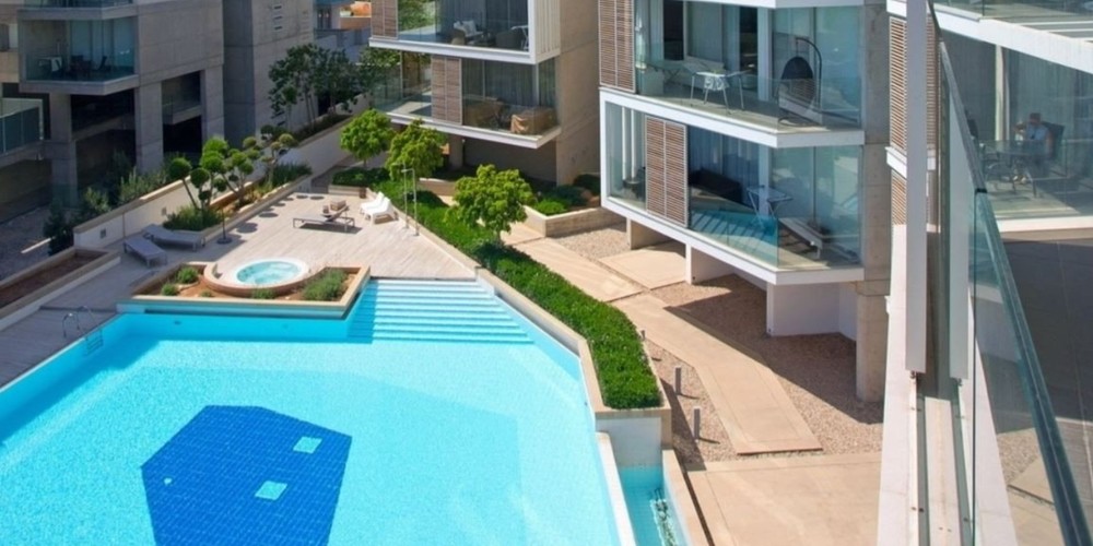 Apartment (Flat) in Neapoli, Limassol with swimming pool