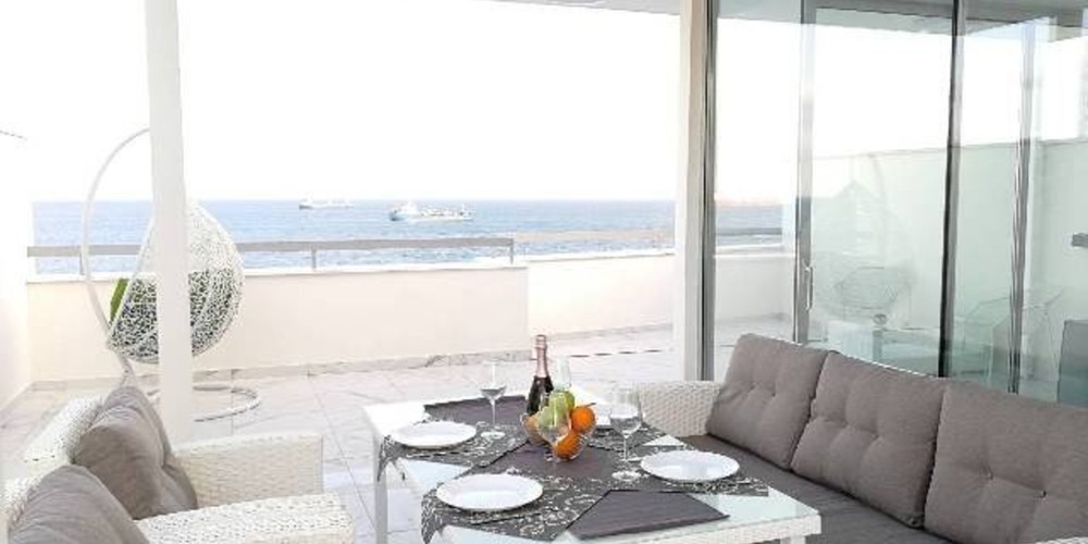 Apartment (Penthouse) in Neapoli, Limassol