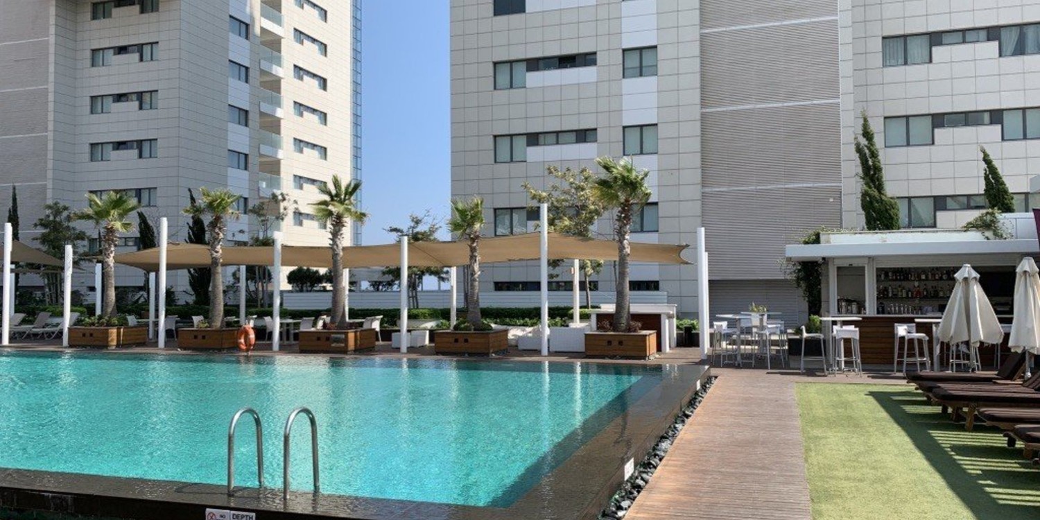 Apartment (Flat) in Neapoli, Limassol with swimming pool