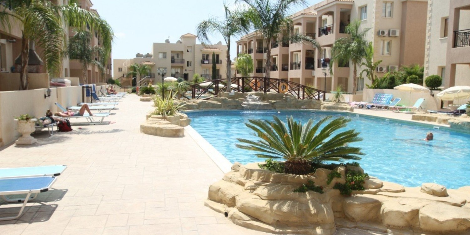Apartment (Flat) in Tombs of the Kings, Paphos with swimming pool