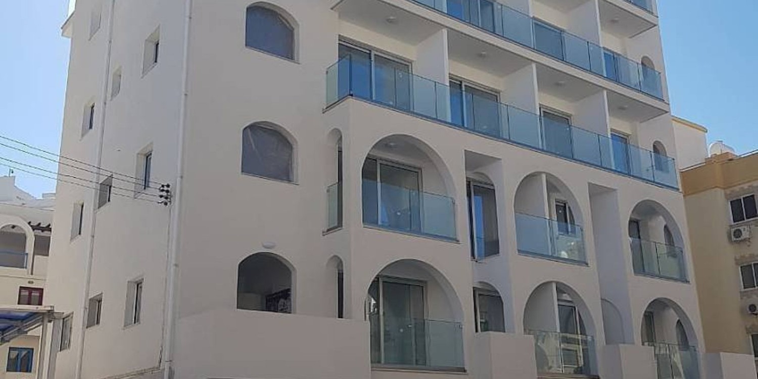 Commercial (Hotel) in Mackenzie, Larnaca