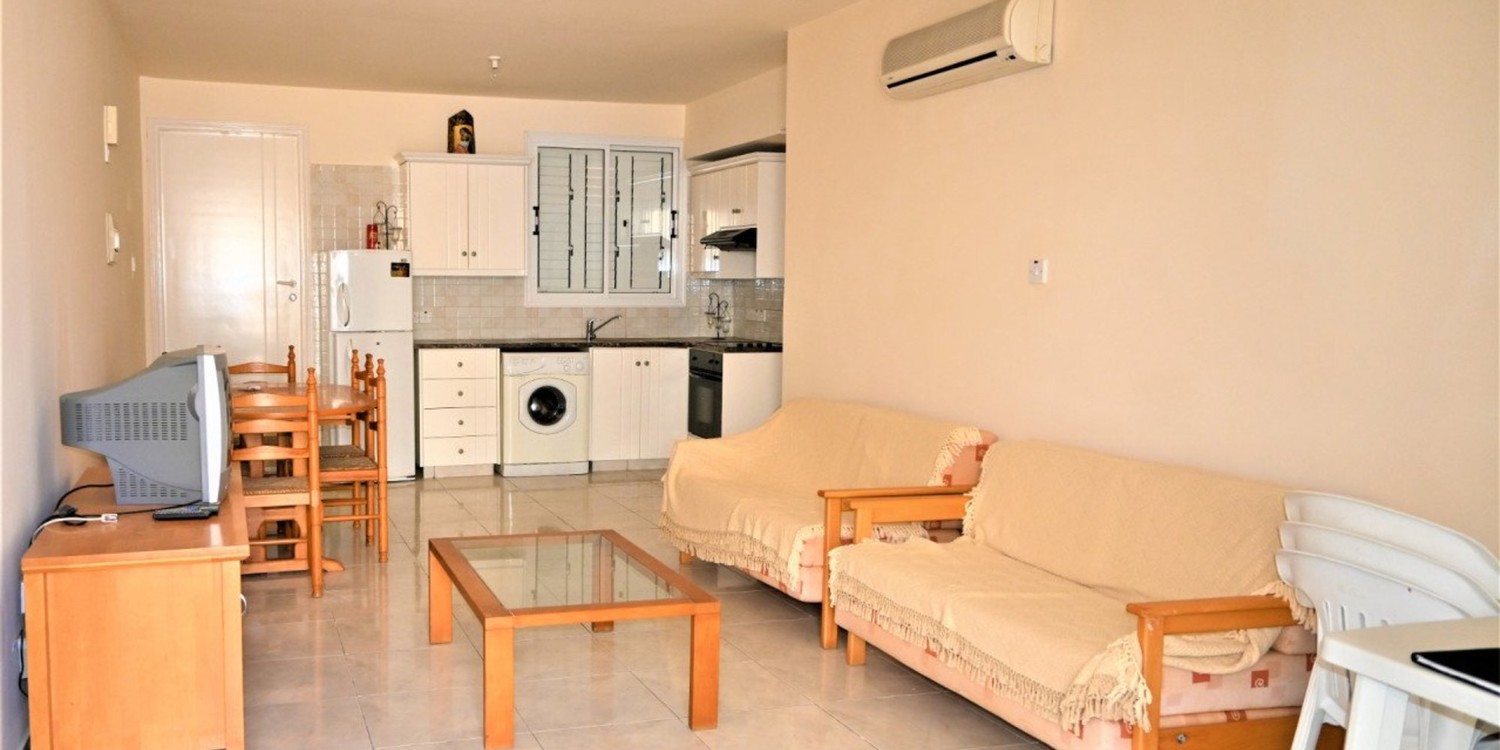 Apartment (Flat) in Kapparis, Famagusta with swimming pool