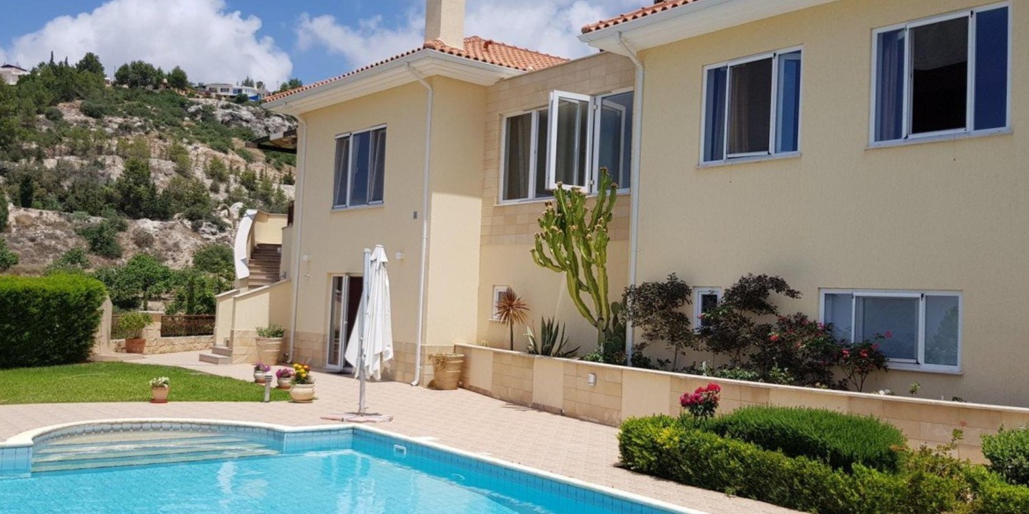 House in Kamares, Paphos