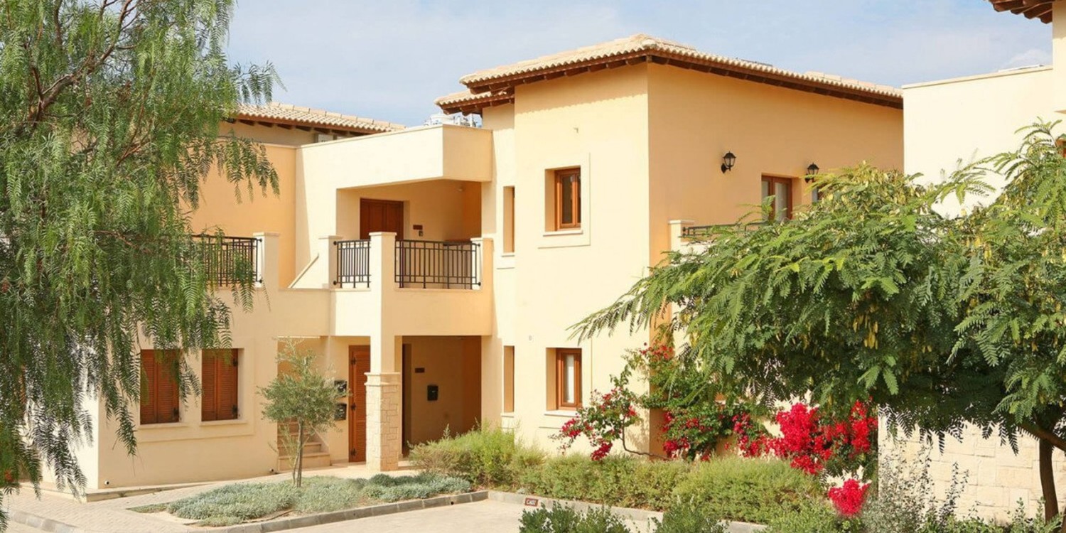 Apartment (Flat) in Aphrodite Hills, Paphos with swimming pool
