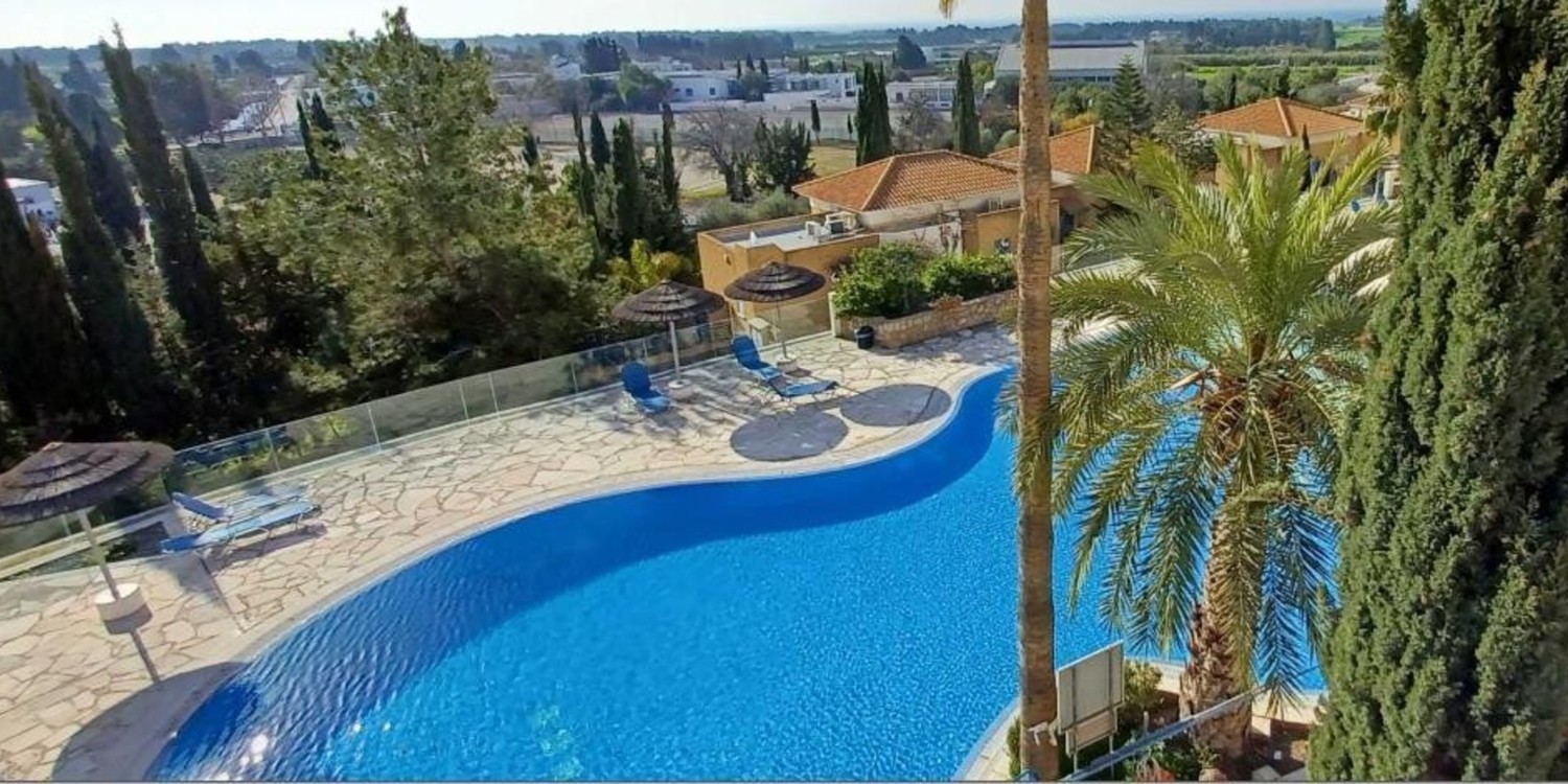 Apartment (Flat) in Geroskipou, Paphos with swimming pool