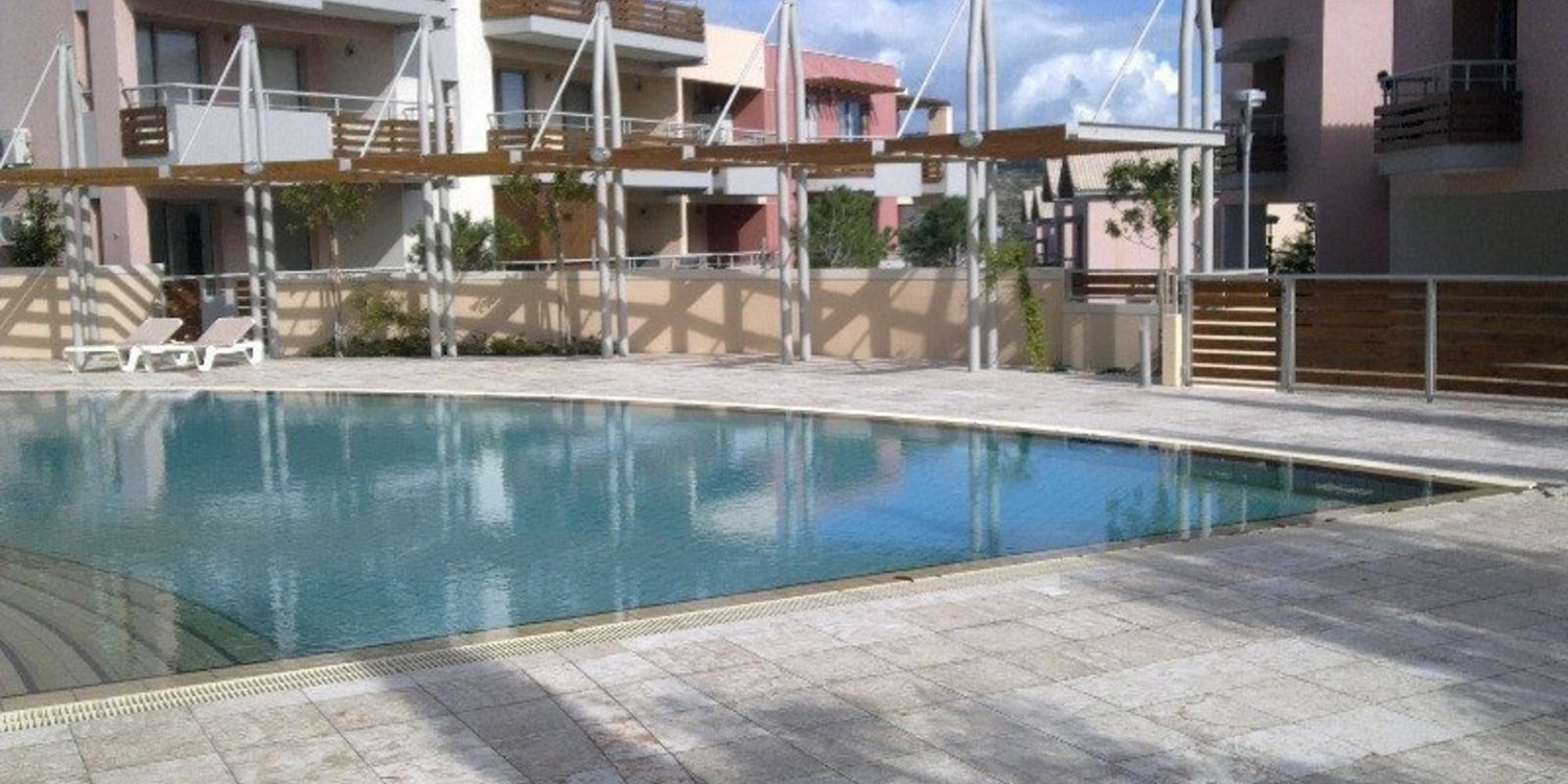 Apartment (Flat) in Amathounta, Limassol with swimming pool