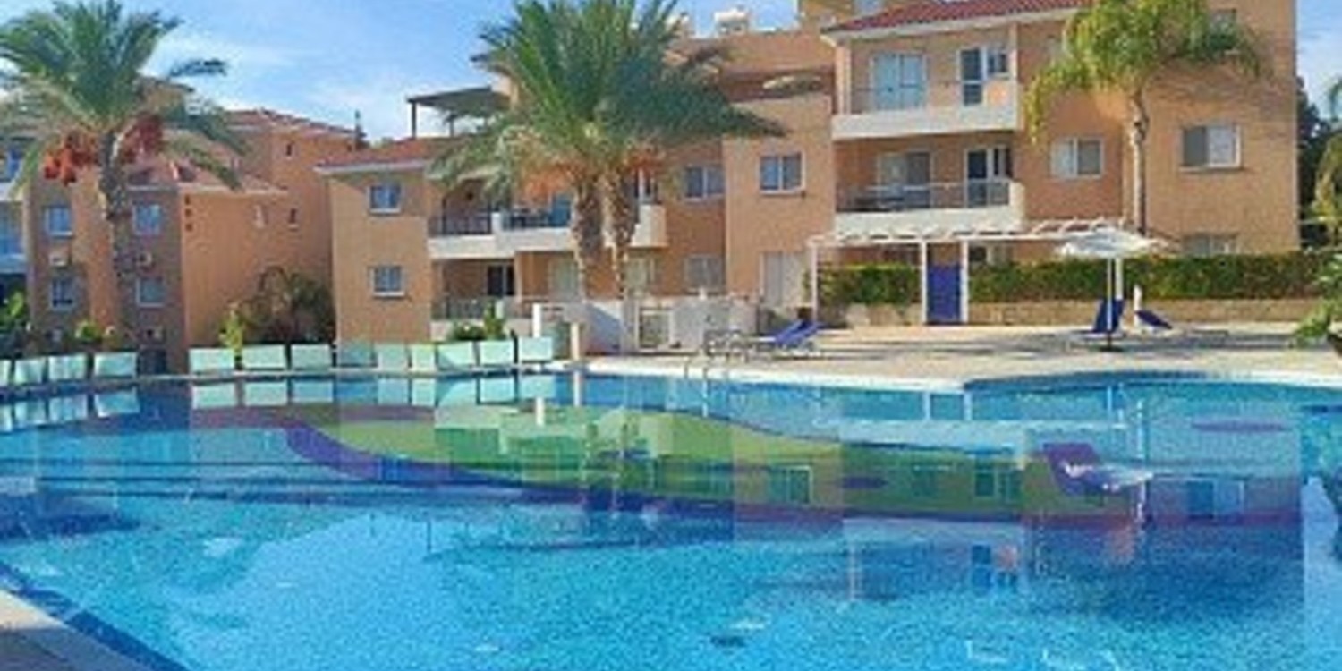 Apartment (Flat) in Universal, Paphos with swimming pool