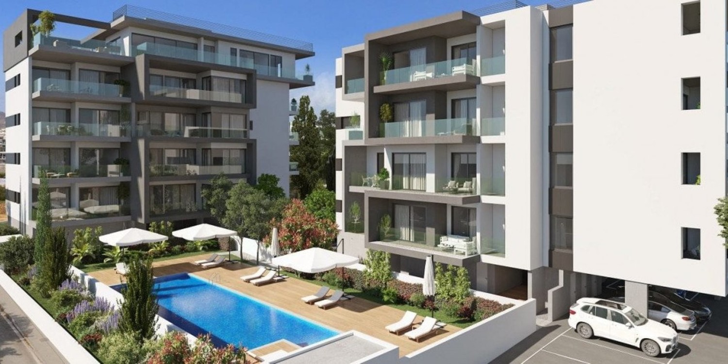 Apartment (Flat) in Crowne Plaza Area, Limassol with swimming pool