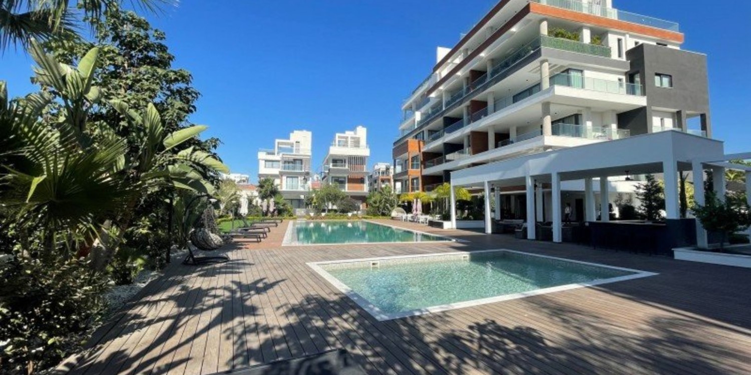 Apartment (Penthouse) in Germasoyia Tourist Area, Limassol