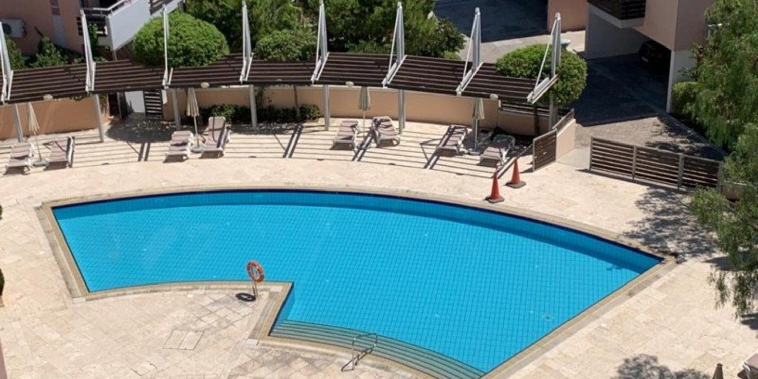 Apartment (Flat) in Amathounta, Limassol with swimming pool