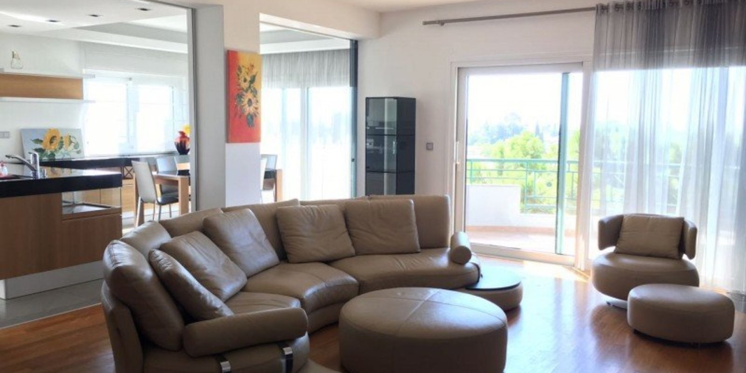Apartment (Penthouse) in Katholiki, Limassol
