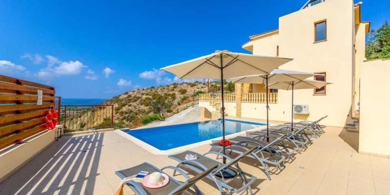 House in Kissonerga, Paphos