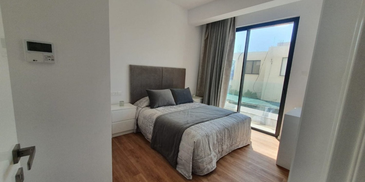 Apartment (Flat) in Kato Paphos, Paphos with swimming pool