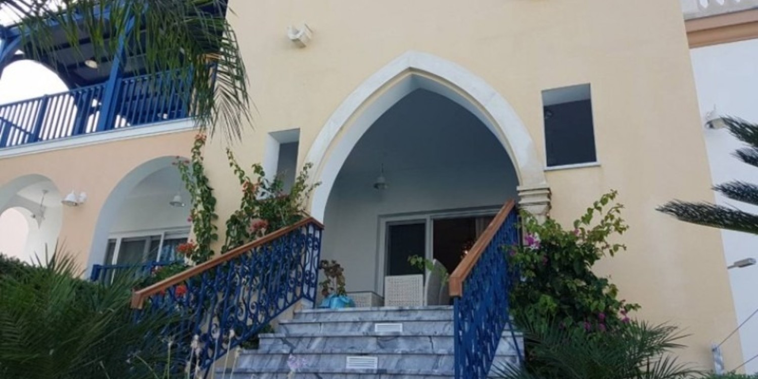 Modern Three Bedroom Villa