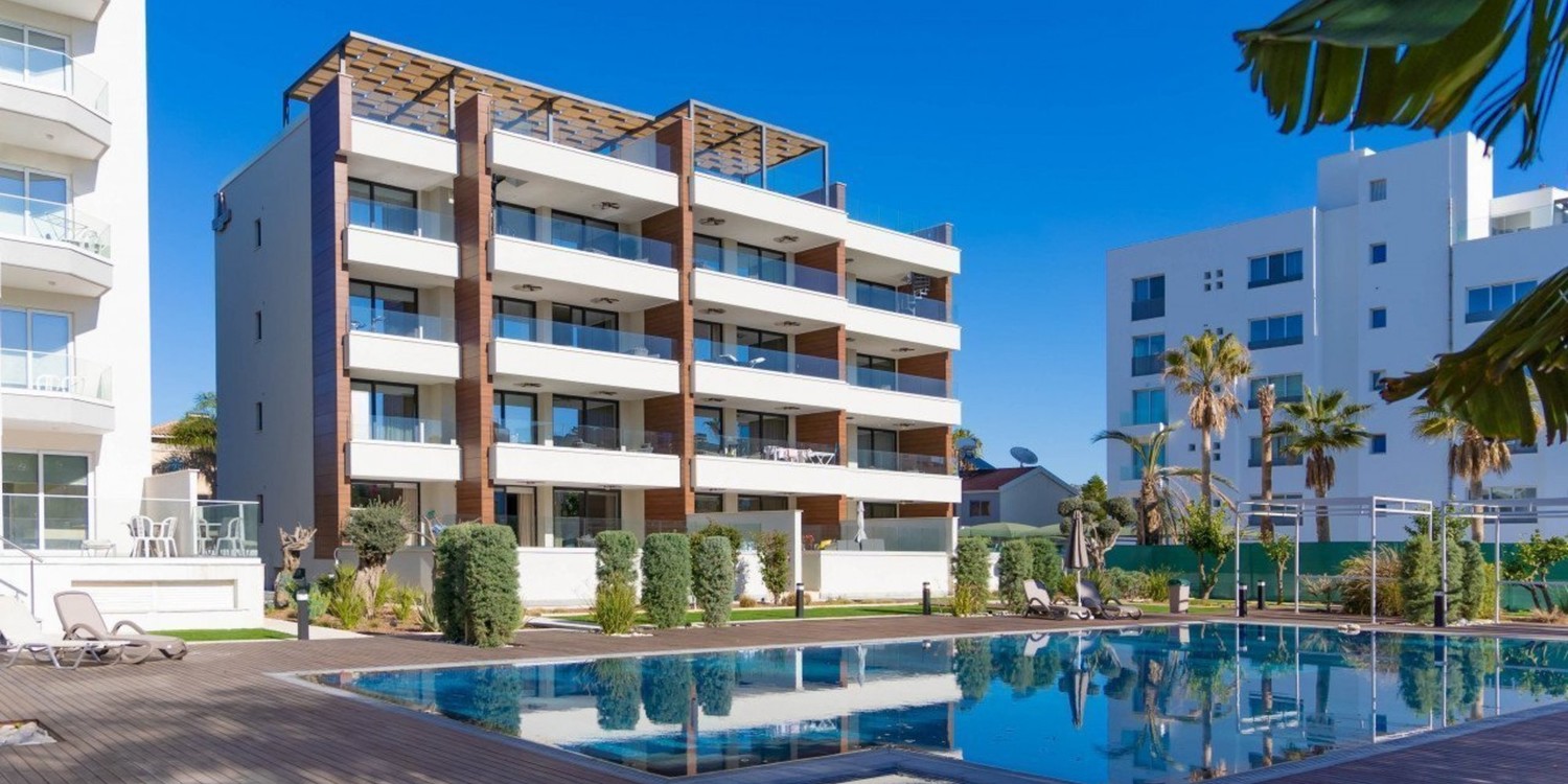 Apartment (Flat) in Potamos Germasoyias, Limassol for Rent with swimming pool