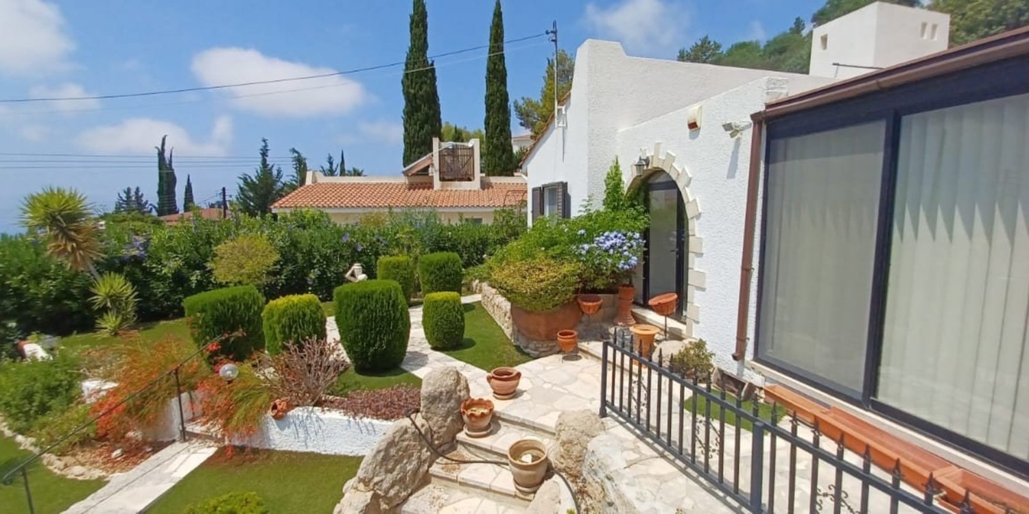 House in Kamares, Paphos