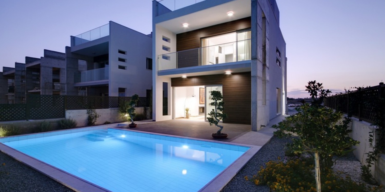 Luxury Beach Villa in the Complex with swimming pool