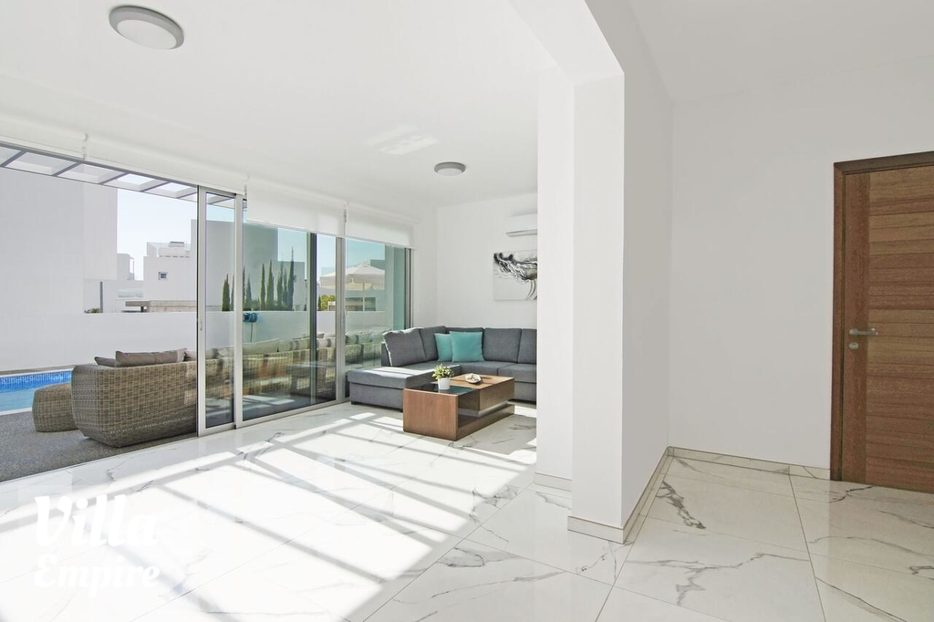 Luxury villa for rent in Ayia Napa (Cyprus Villas Update 2022) — Villa