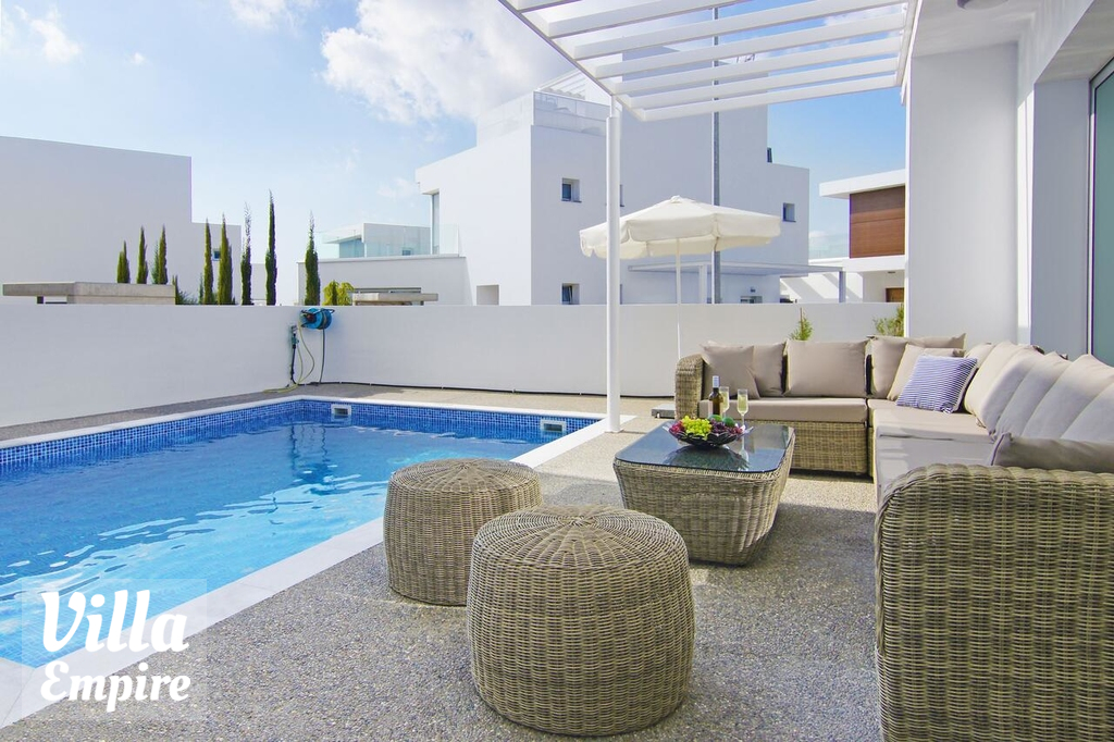 Luxury villa for rent in Ayia Napa (Cyprus Villas Update 2022) — Villa